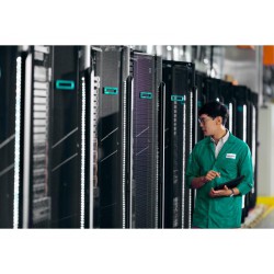 HPE DL38X NVMe 8 SSD Express Bay