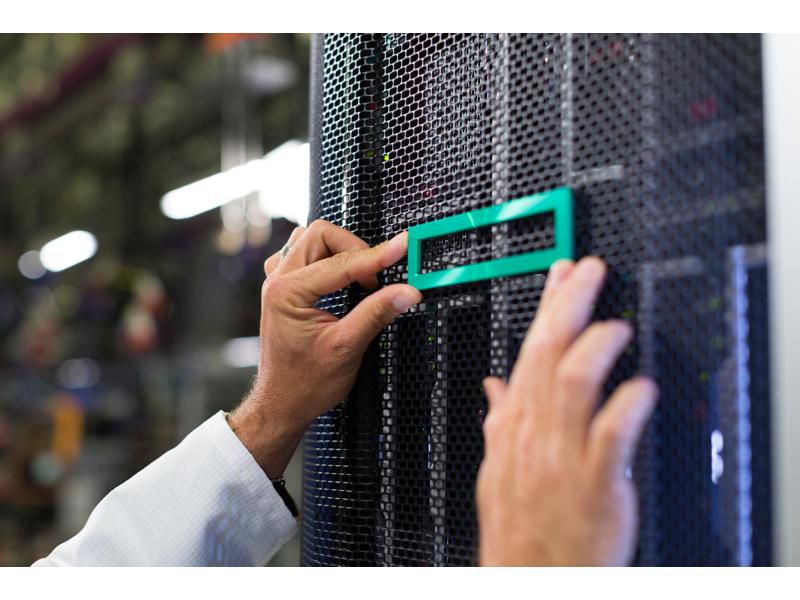 Hewlett Packard Enterprise Power Supply Unit 1700 W